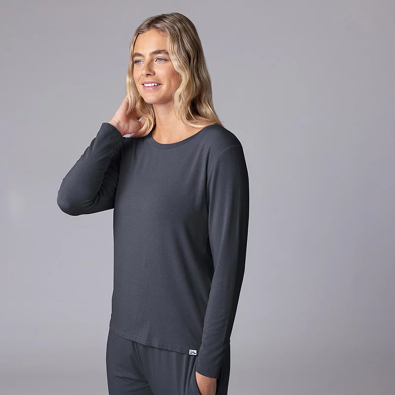 بررسی مزایای پارچه بامبو برای لباس‌های ورزشی و خانگی در گرما