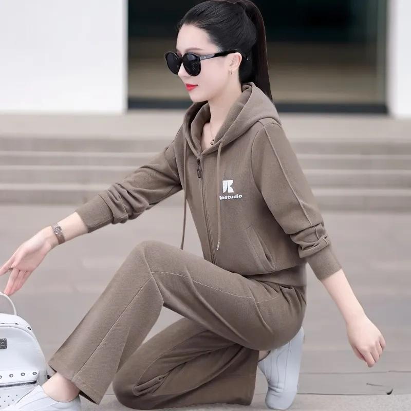 راهنمای انتخاب پارچه برای لباس ورزشی پاییزه