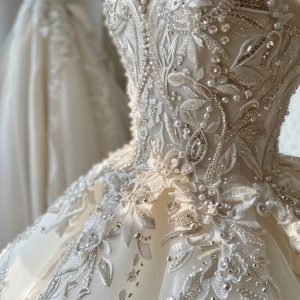 مرکز فروش پارچه لباس عروس در تهران